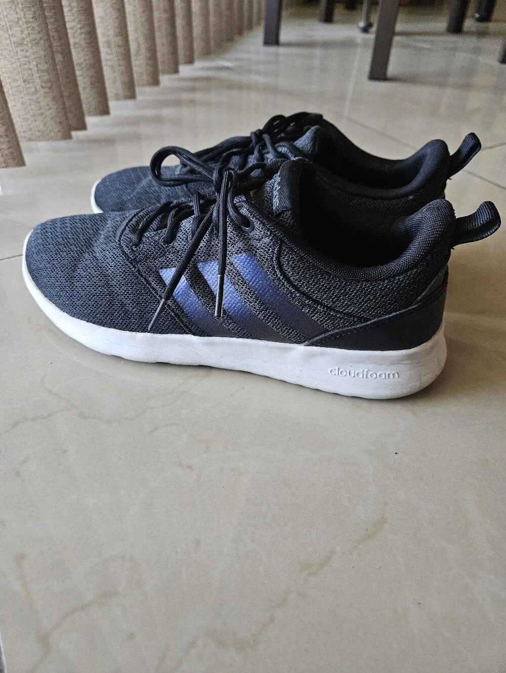 Adidas Cloudfoam QT Racer